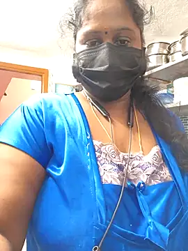 Webcam Model (bakyasree143)  is live.Free join now!