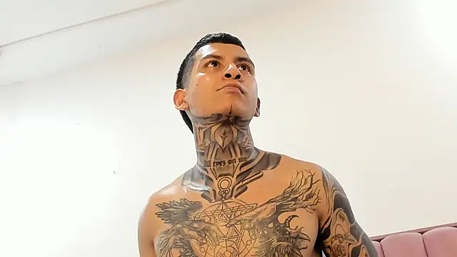 Andrew_sanders68 webcam