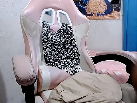 Mistress_Bigcockts webcam