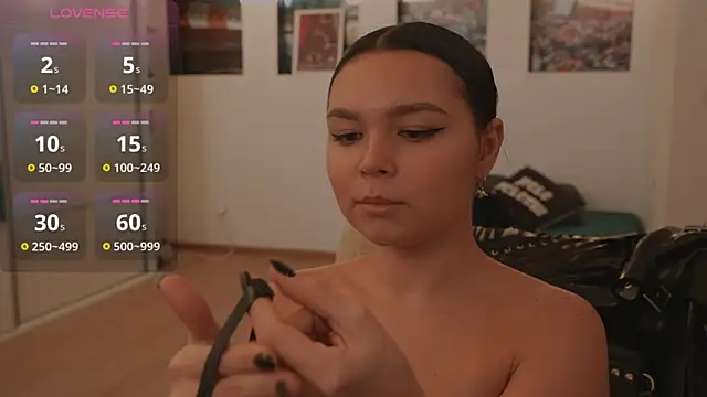 Dominatrix_Alice webcam