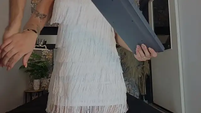 hinata_itachi webcam