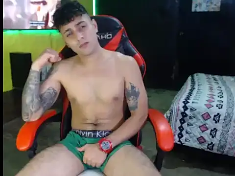 JustynAle2025 webcam