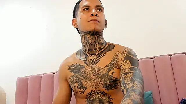 Andrew_sanders68 webcam