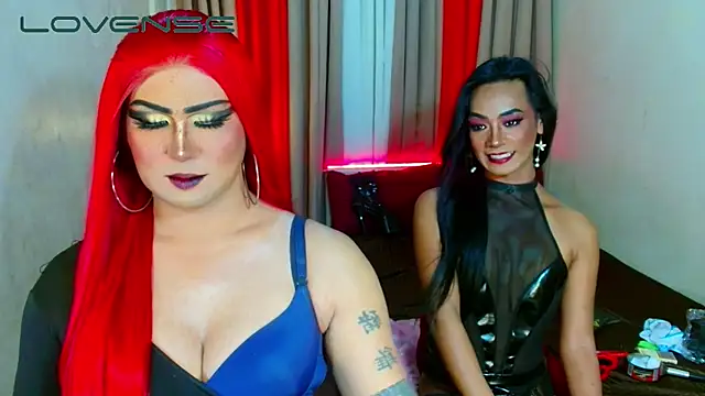 Incredible_Shemale webcam