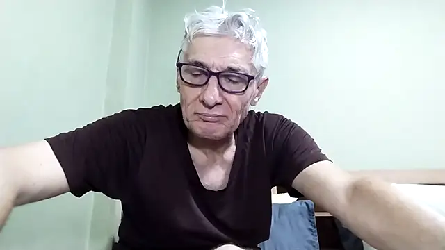 BIGUNCUTHARDCOCK webcam