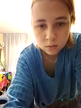 Gussie_Bridie webcam