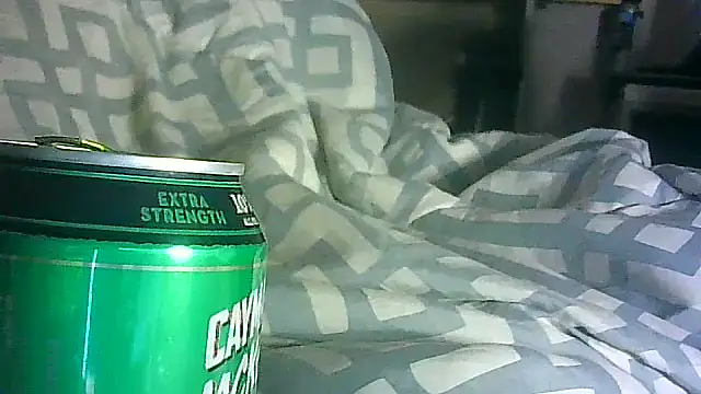 ON3YOULLN3VER_FIR3 webcam