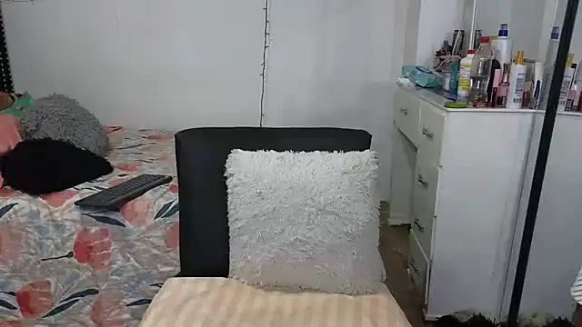 charlotte_077 (F milf) - cum