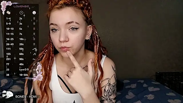 NoMoreCIothes webcam