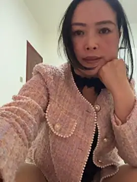 美女TL-46在线直播