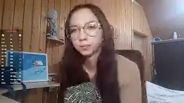 LorettaBabiracki webcam