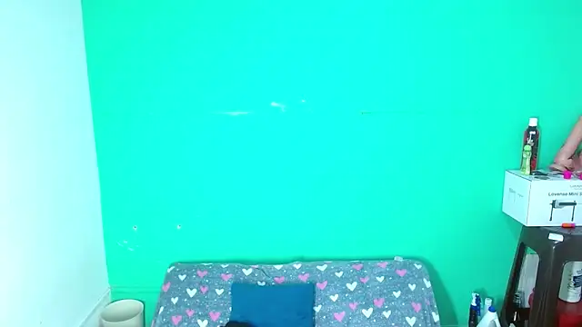 avaleri_cherry webcam