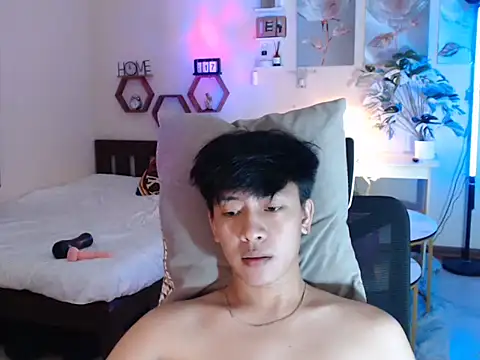 niel_cumshow