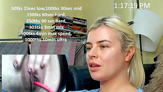 queenofthenighttt webcam