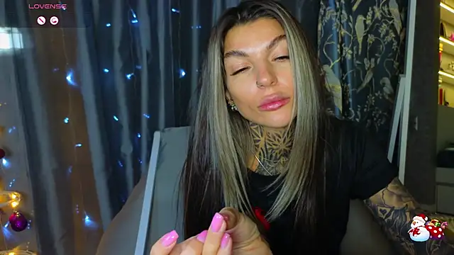 tattooedBabyy webcam