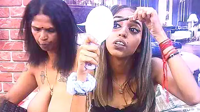 IndianSexySlender webcam