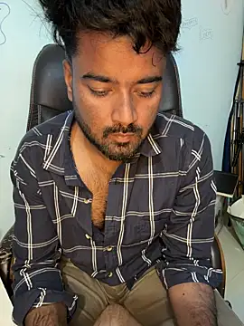 Meek Batgirl (MeekBatgirl)