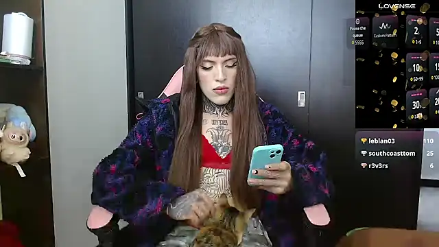 charlotbelucci_ webcam