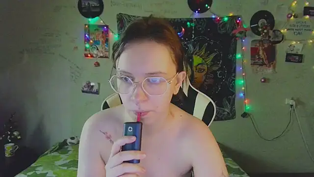 Lil_foxxx webcam
