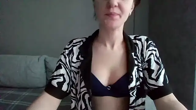 MrsAlice webcam