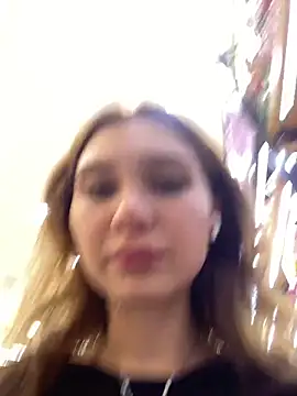 QuitieLia's live cam