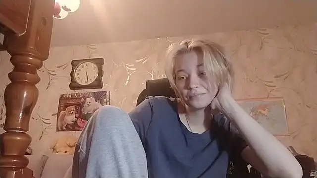 Kirawannavibe webcam