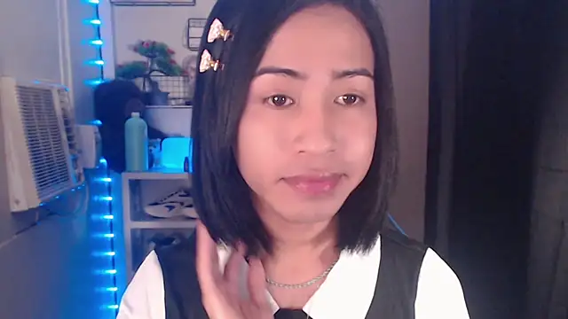 Miracle_TheBrat webcam