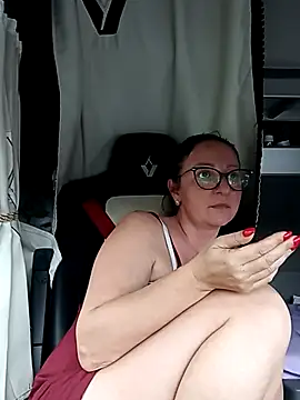 Milfa_nimfomana webcam