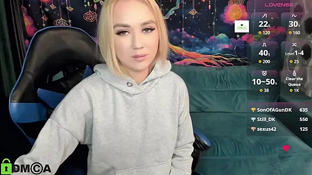 CrystalGirl99 webcam