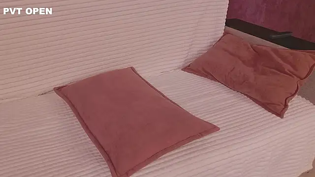 hlopushkahouse webcam