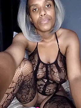 SexySlenderLexy webcam