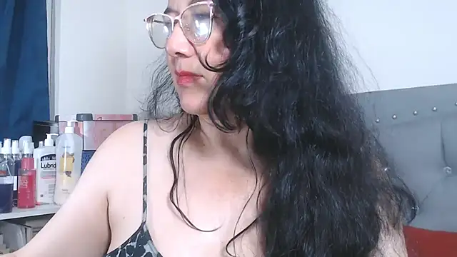 maturepriscila webcam