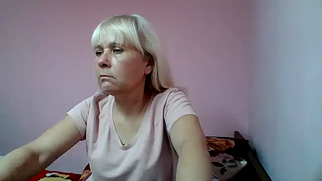 sakura_blonde webcam