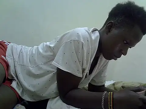 sweetblack_puss webcam