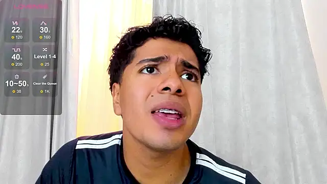 cherry_blossom77 webcam