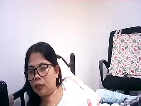 pinay_milfxx webcam
