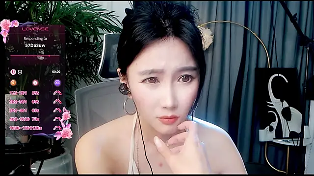 美女feifei-love在线直播