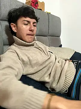 NaytonFreeman webcam