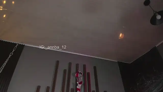 annie_barozzi webcam