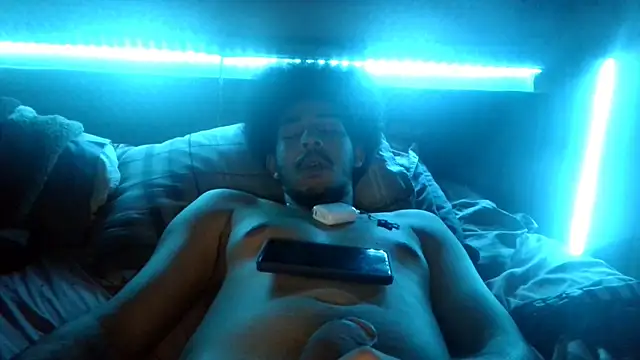 bigdickjojo69 webcam