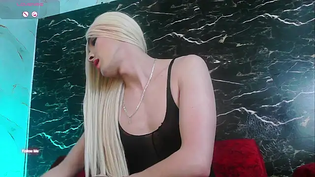 crislingery_dolli webcam