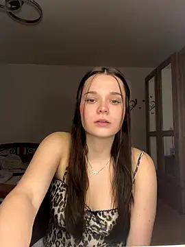 ElenaMariee webcam
