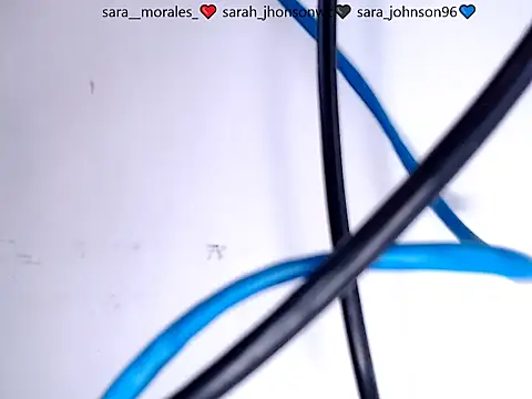 saara_johnson496 webcam