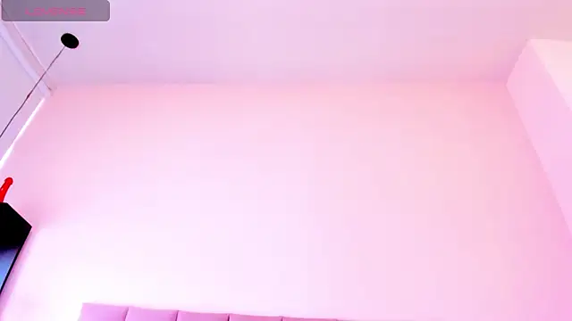 violet_myerrs webcam