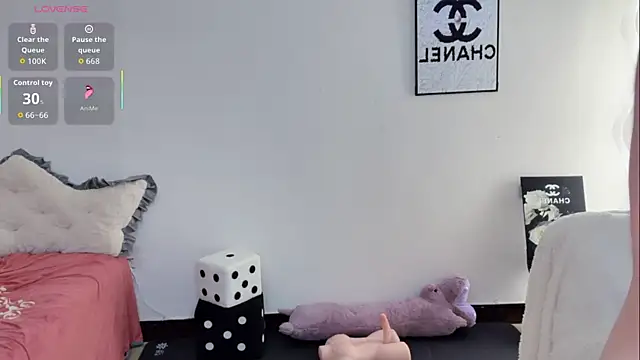 美女BoxedGyre-在线直播