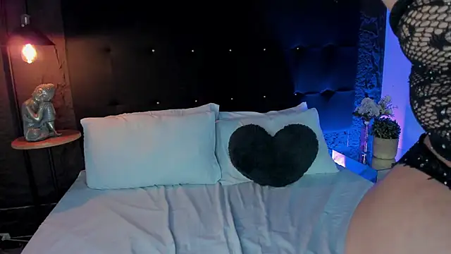 rose_blossom - Rose_Blossom's free webcam - UK Sex Cams