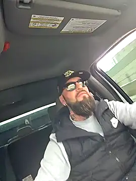 Beardedtattood webcam