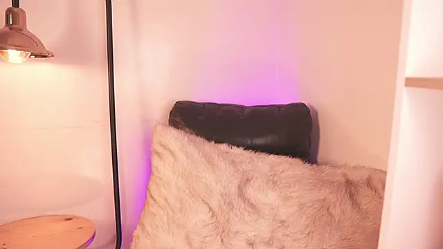 Mackenzie_Lia webcam