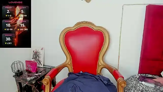 NaughtyAmeliaThompson69 webcam