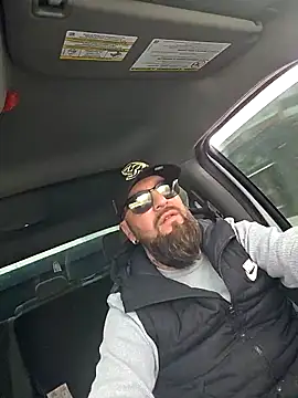 Beardedtattood webcam